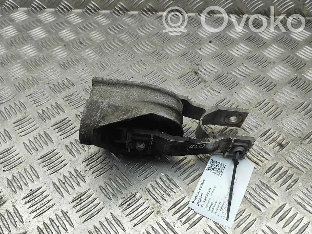 Engine mount bracket   32139982,31480990
