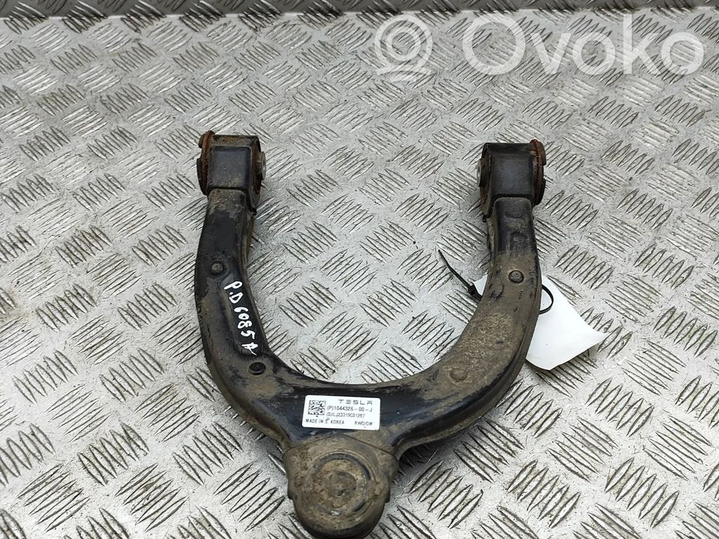 Oberer Querlenker vorne   104432600J