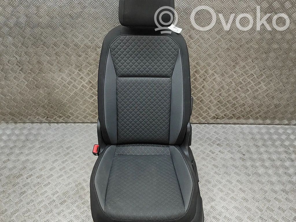 Volkswagen Tiguan Kuljettajan istuin 