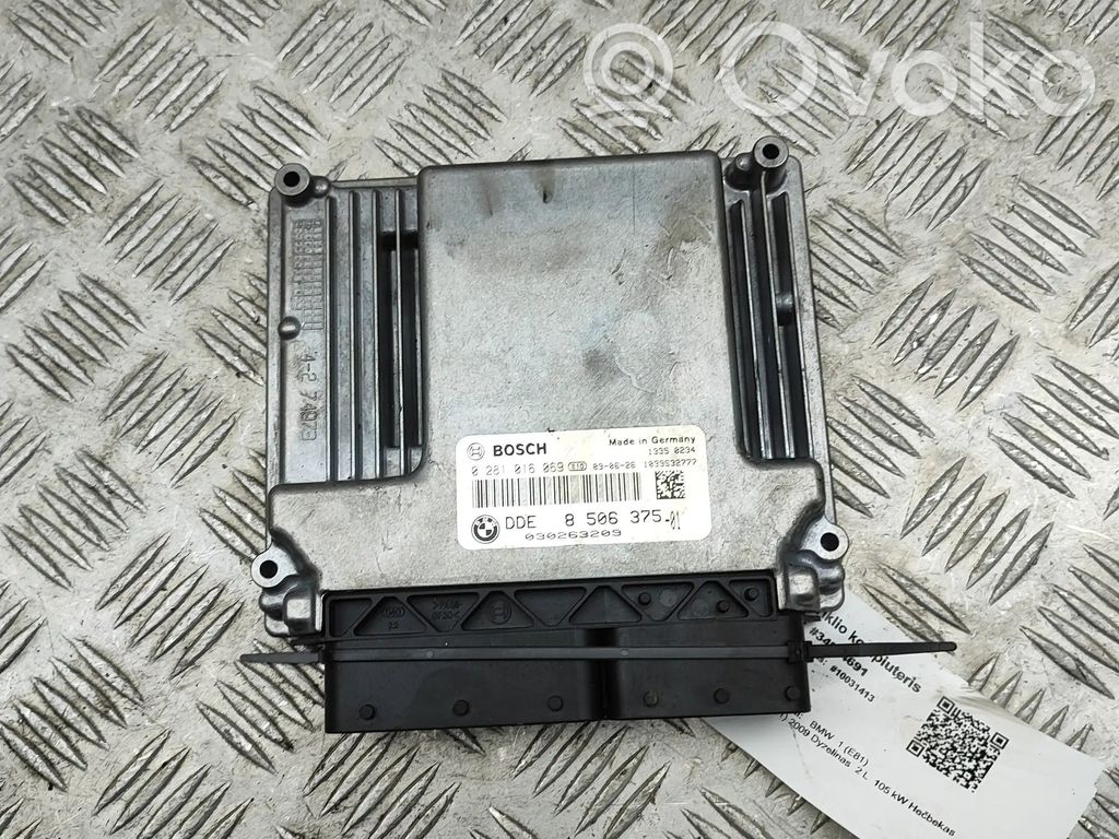 BMW 1 E81 E87 Engine control unit/module 