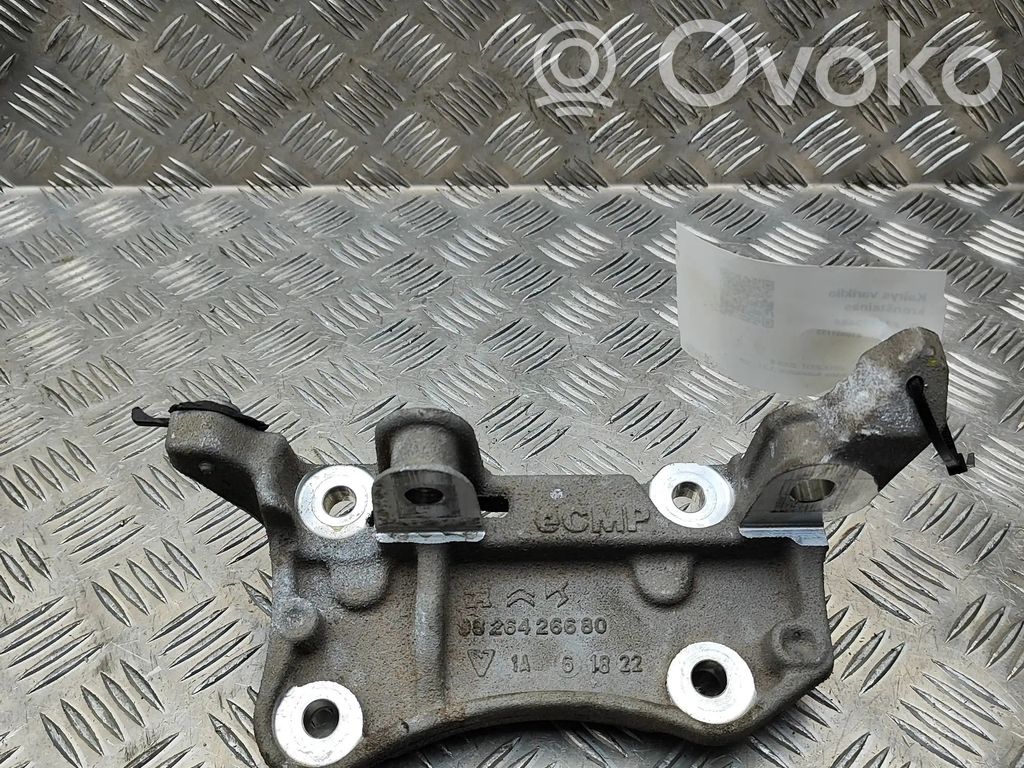 Peugeot 2008 II Engine mounting bracket 