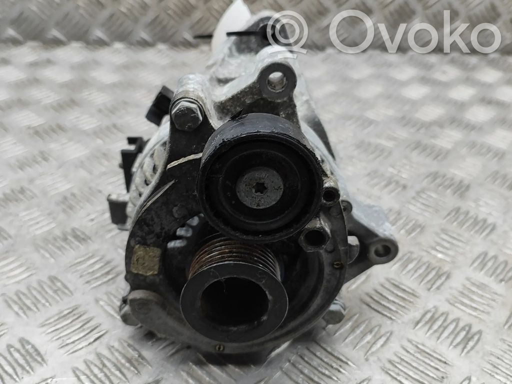 BMW 3 G20 G21 Ģenerators 
