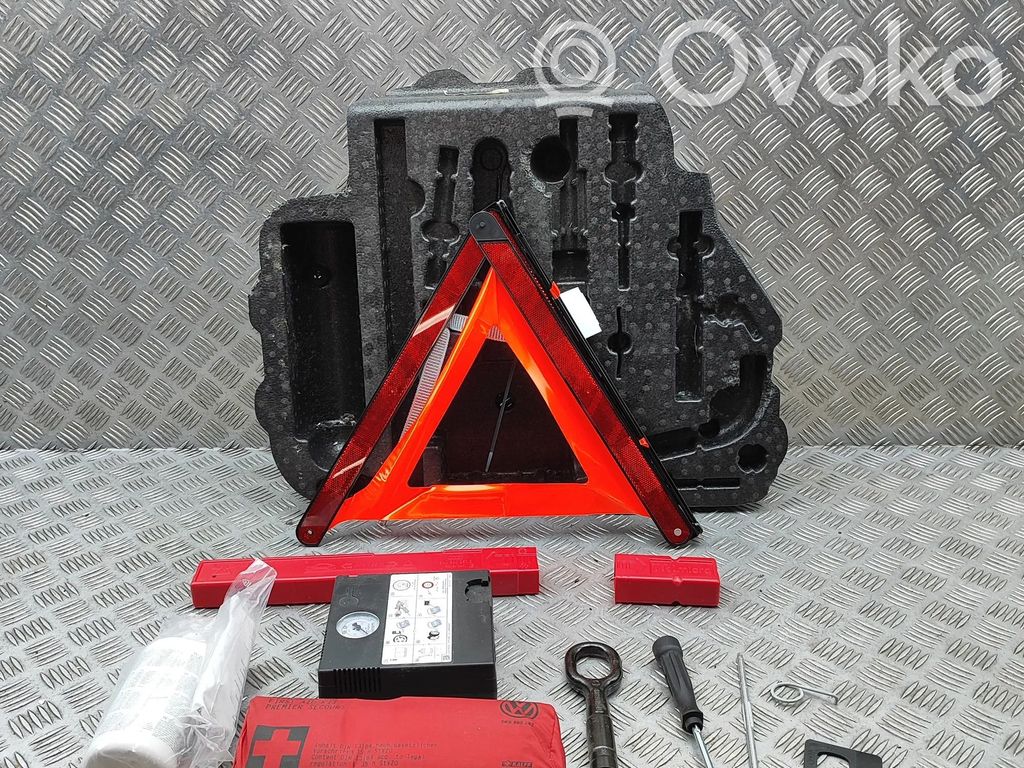 Volkswagen Caddy Set scule 