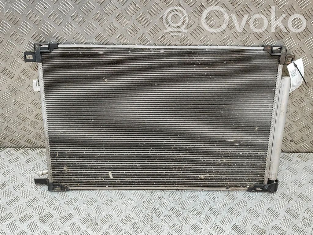 Toyota Camry VIII XV70  Jäähdyttimen lauhdutin (A/C) 