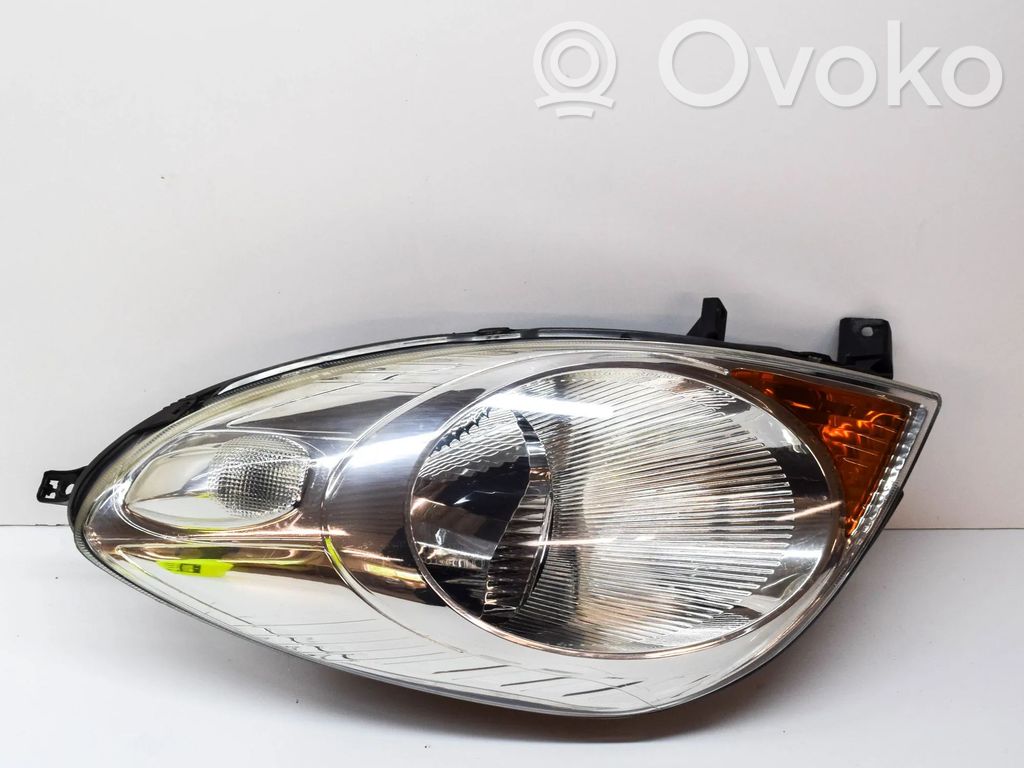 Nissan Note (E11) Headlight/headlamp 