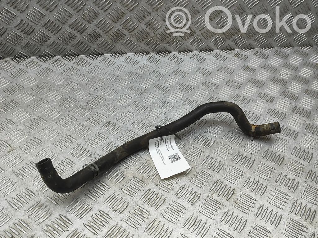 Volvo V40 Engine coolant pipe/hose 