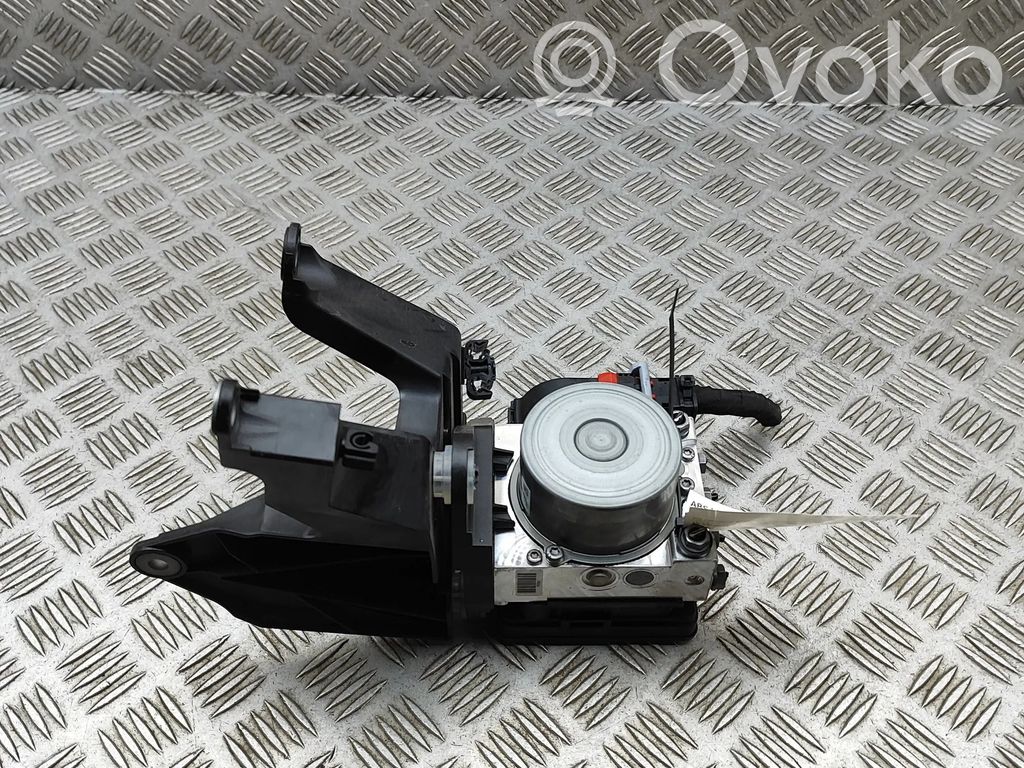 Skoda Elroq ABS-pumppu 