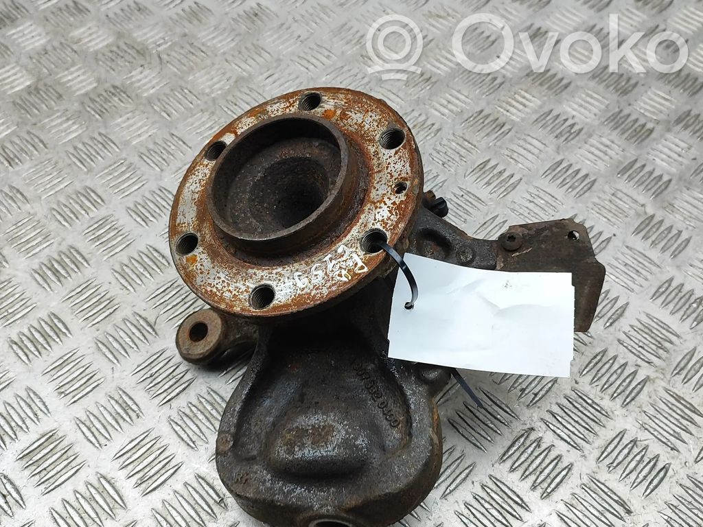Mercedes-Benz Sprinter W907 W910 Cubo de rueda delantera