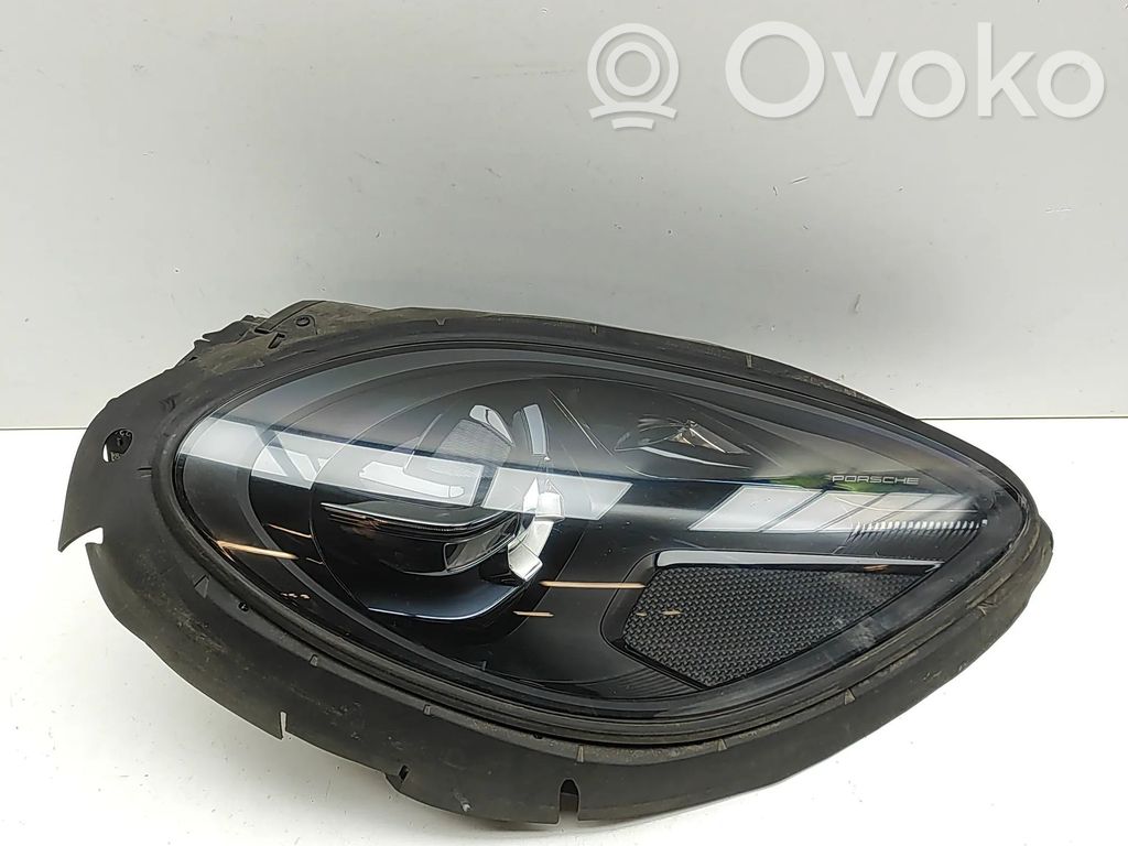 Porsche Macan (95B) Lampa przednia 