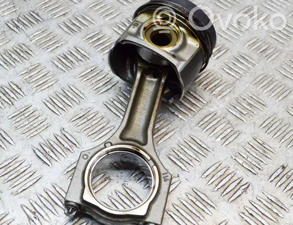 BMW 5 G30 G31 G38 Pistón 