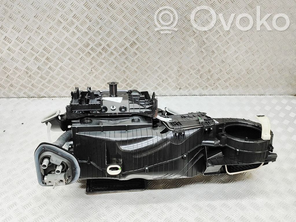 BMW X7 G07 Interior heater climate box assembly 