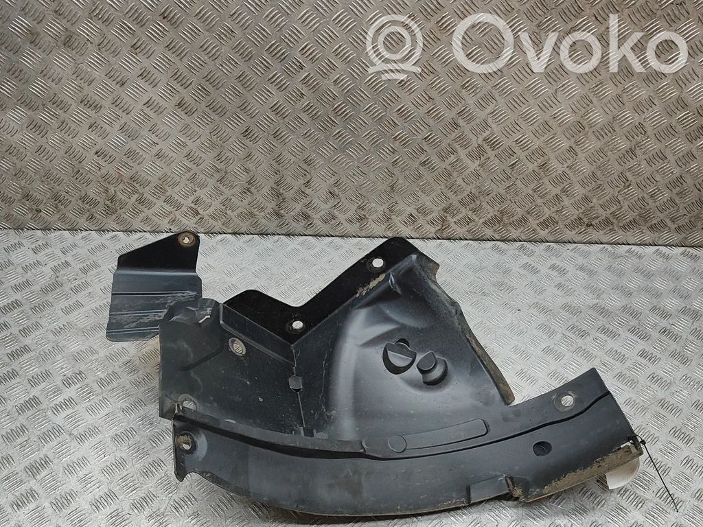 Opel Vivaro Nadkole przednie 