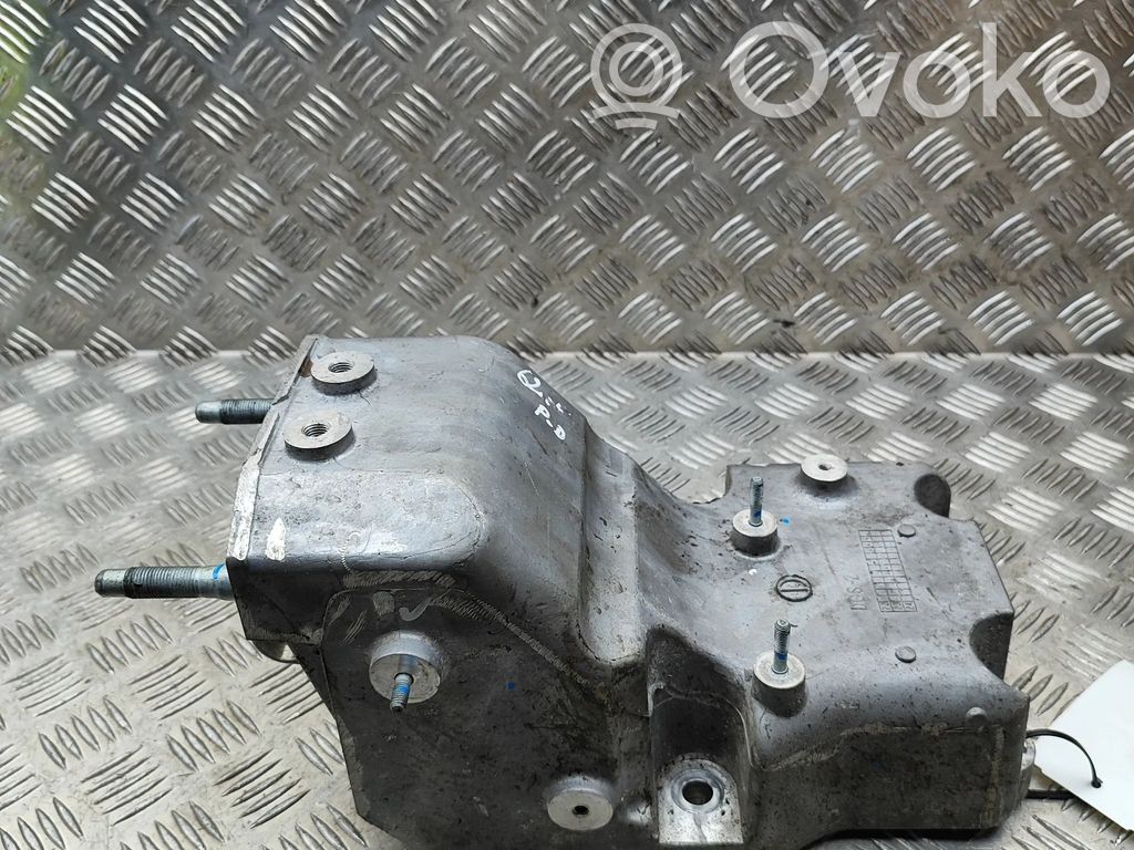 KIA Niro Engine mounting bracket 