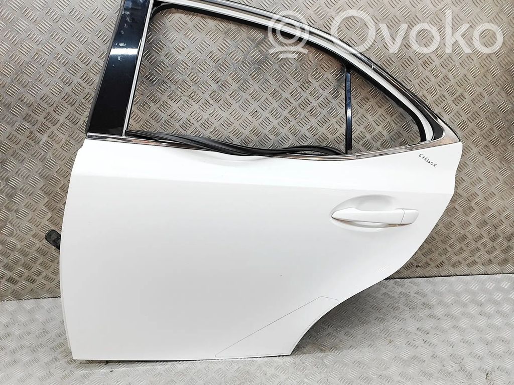Puerta trasera   6700453070