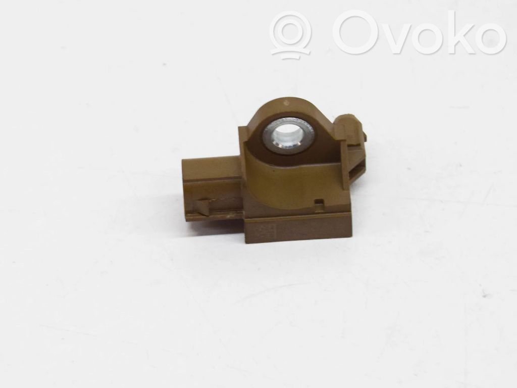 Czujnik uderzenia Airbag   KD4557KC0,K0273052314