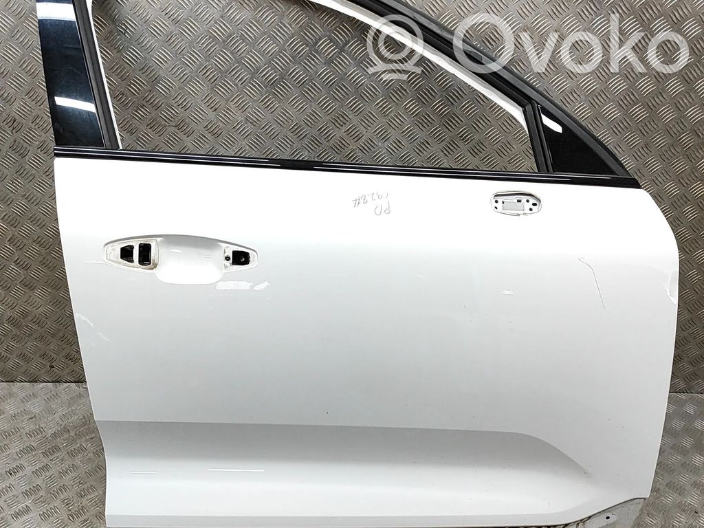 Volvo XC40 Дверь 