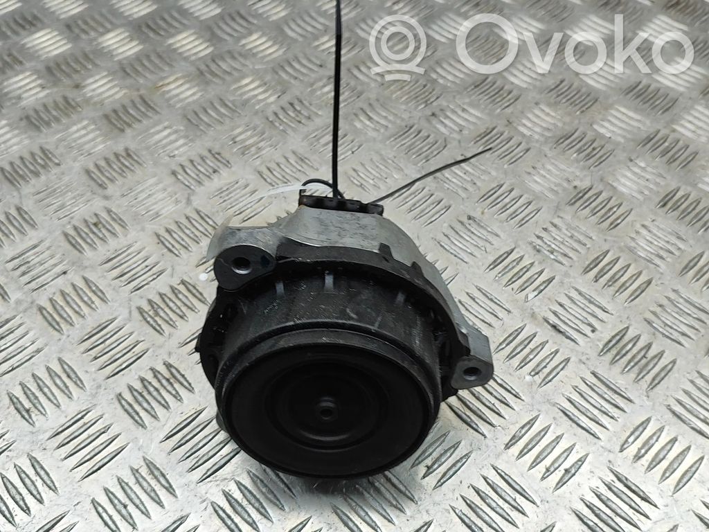 Engine mount bracket   2987951