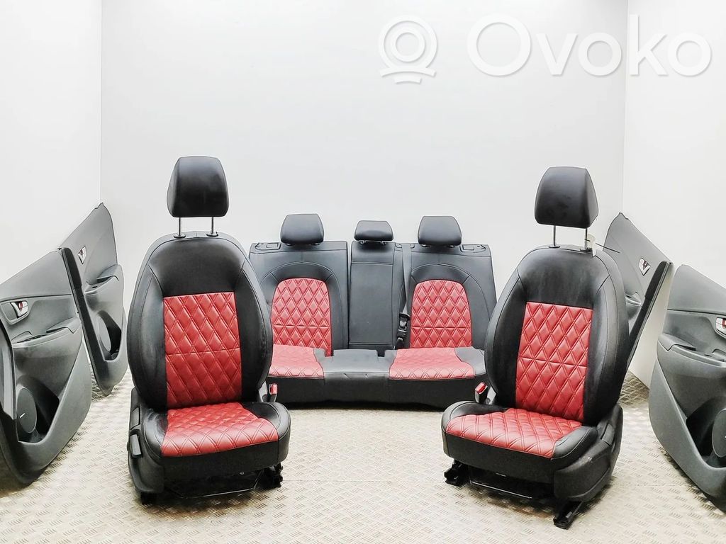 Hyundai Kona I Tapicerka / Komplet 