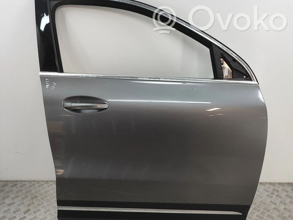 Puerta delantera   A2477224201