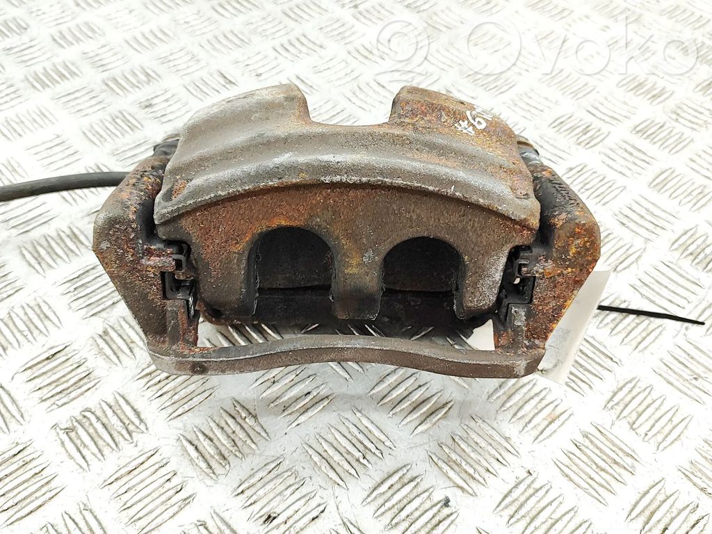 Etujarrusatula   A2474214400,A2474215000
