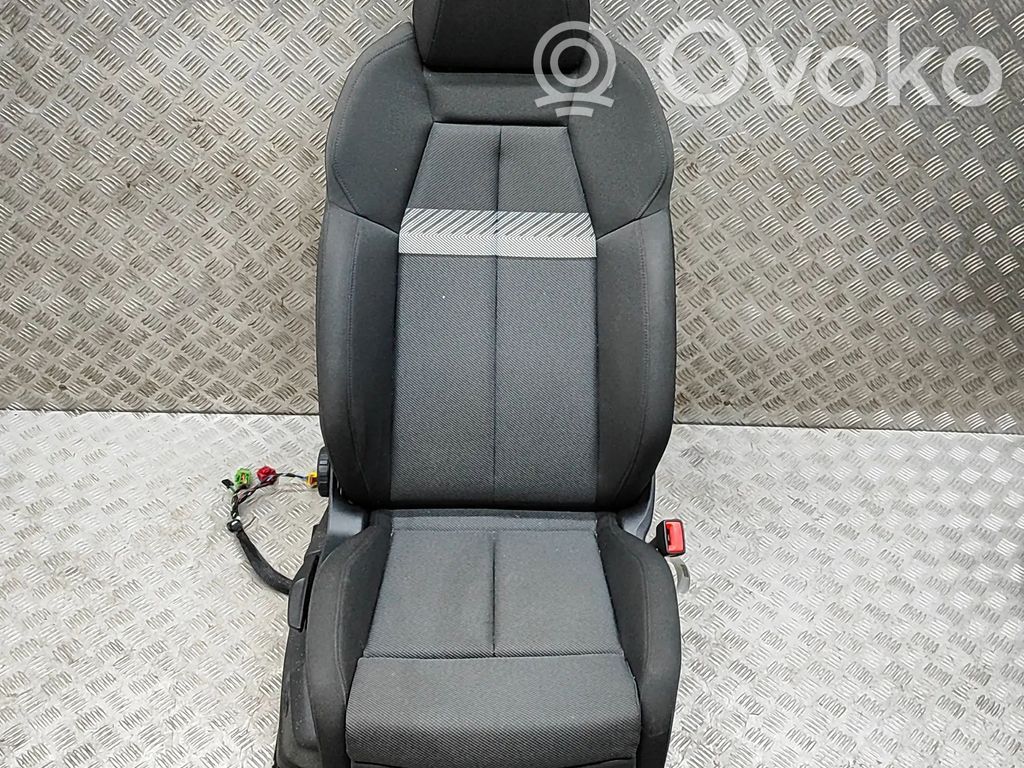 Audi Q4 Sportback e-tron Siège passager avant