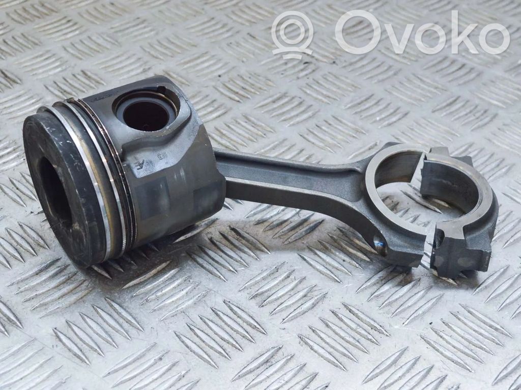 Piston   112122624343D