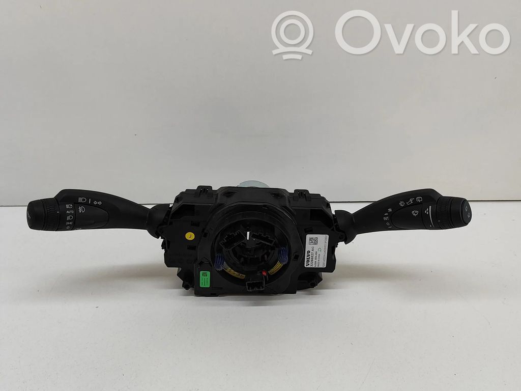 Volvo XC40 Suuntavilkun vipu