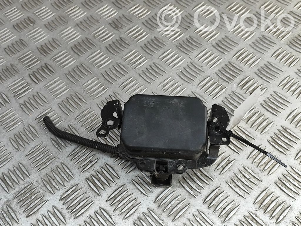 Toyota Prius+ (ZVW40) Sensor de radar Distronic
