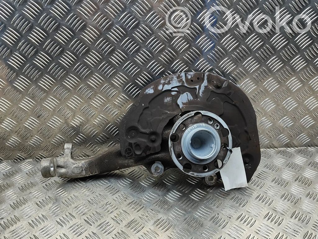 Mercedes-Benz C W206 Mozzo ruota anteriore