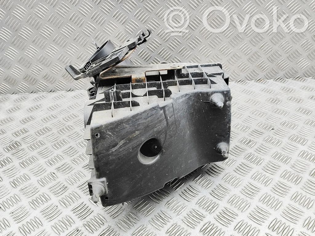 Ilmansuodattimen kotelo   GK319600AG