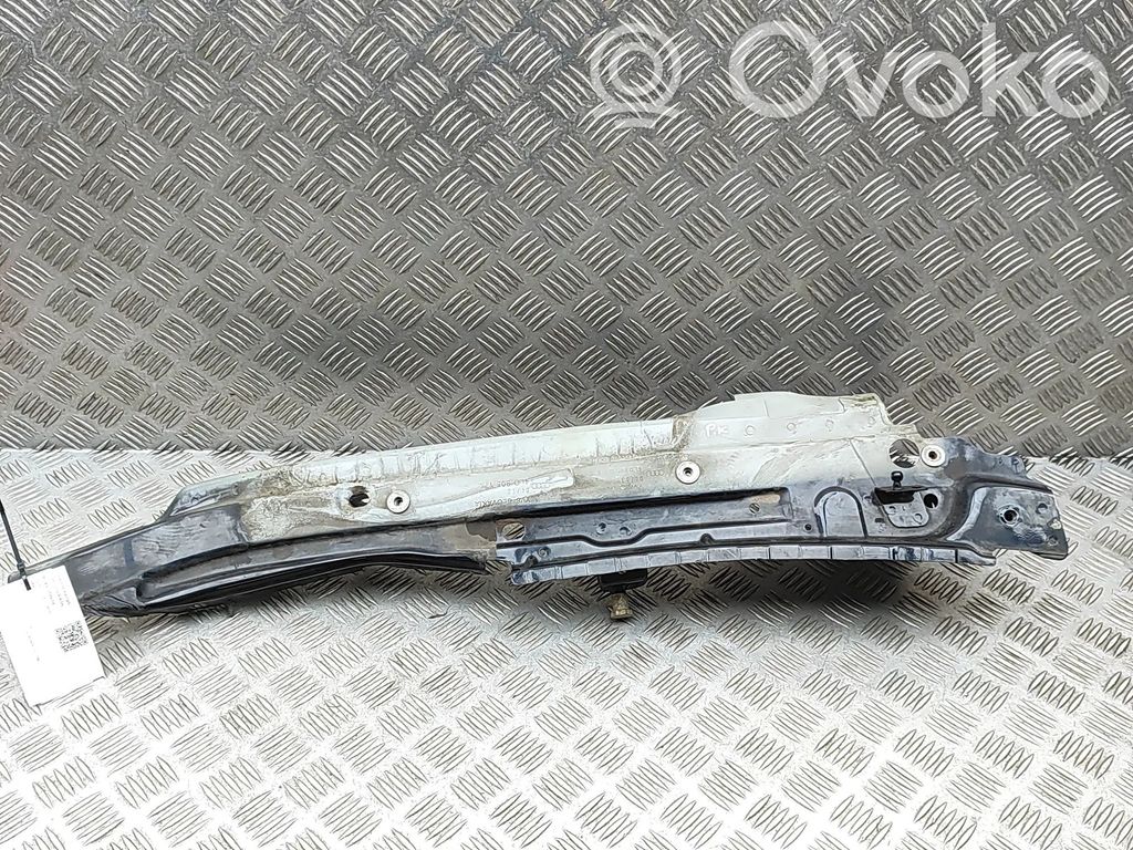 Supporto di montaggio del parafango   4L0805157B,4L0805919,4L0805175