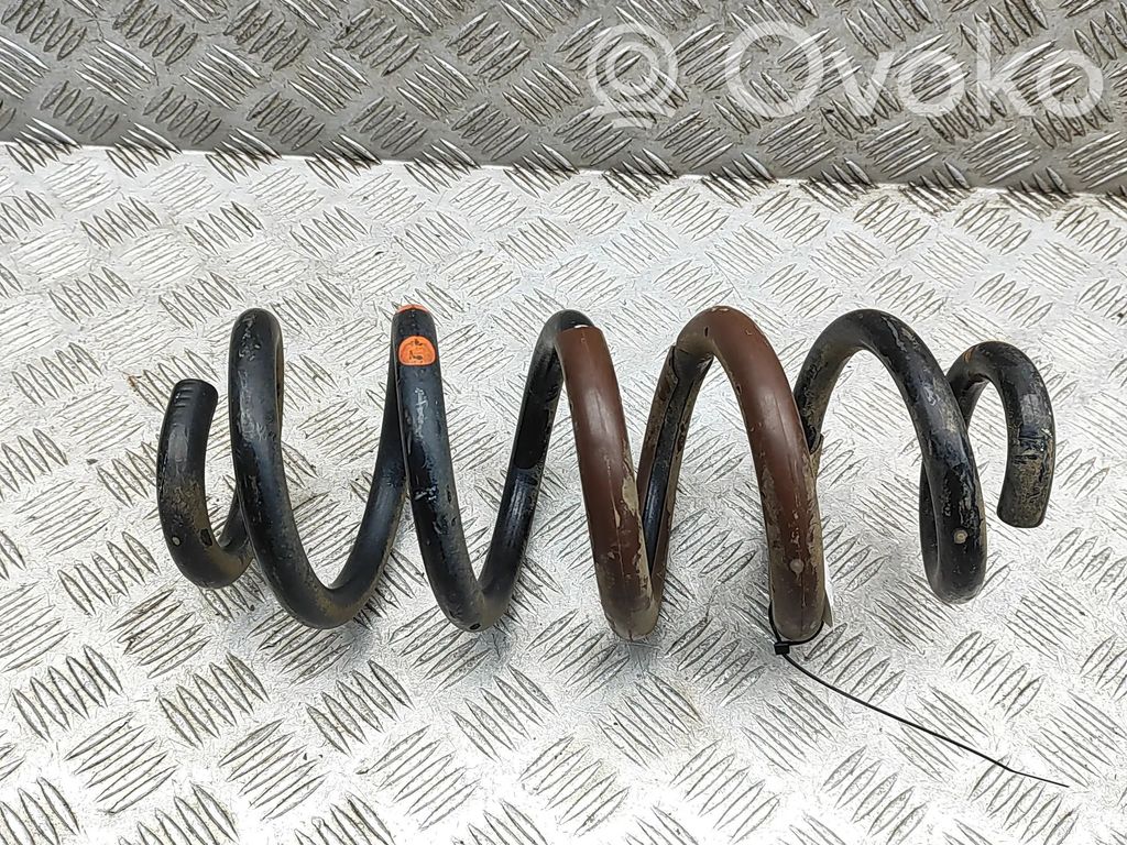 Lexus RX V Arc elicoidal spate