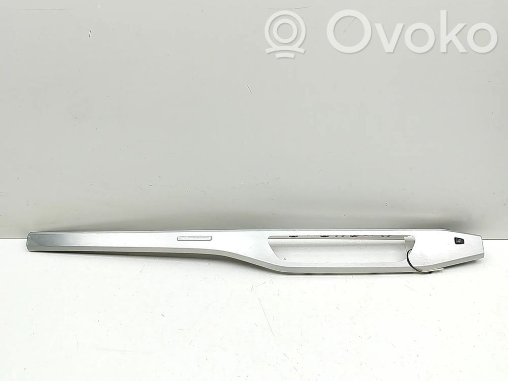 Audi A5 Moldura de la guantera