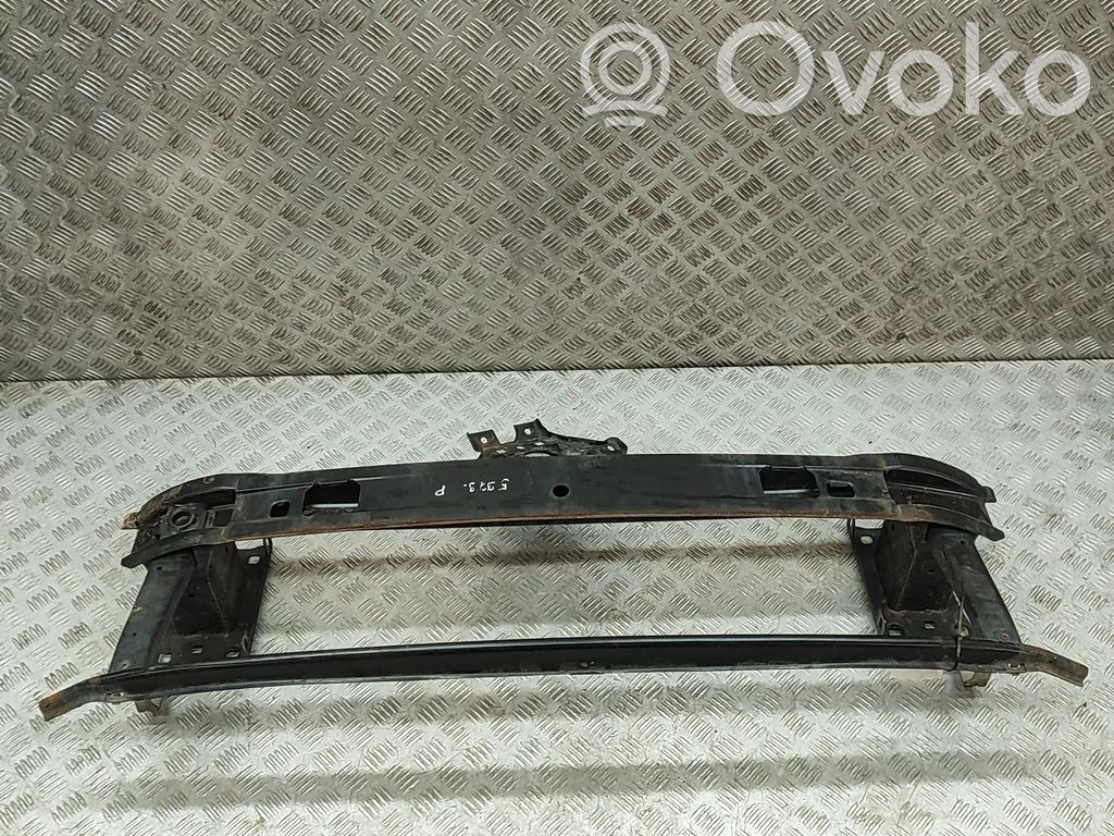Volkswagen PASSAT B8 Travesaño del parachoques delantero
