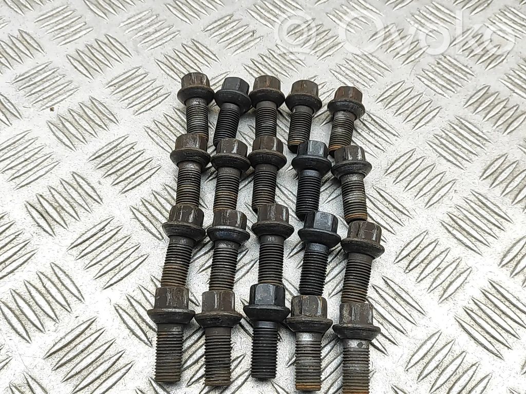Tuercas/tornillos   A0009908307