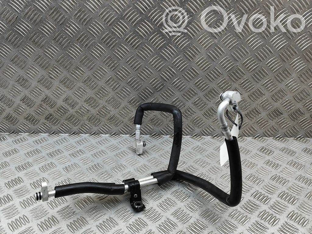 Tuyau de climatisation   SC2EM8108350