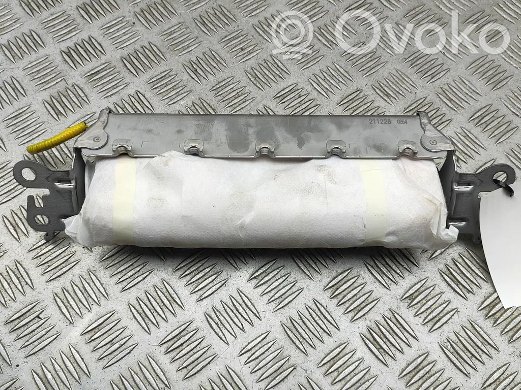 Lexus NX Airbag per le ginocchia