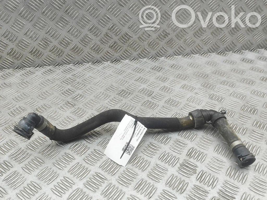 Peugeot 2008 II Tubo flessibile del liquido di raffreddamento del motore