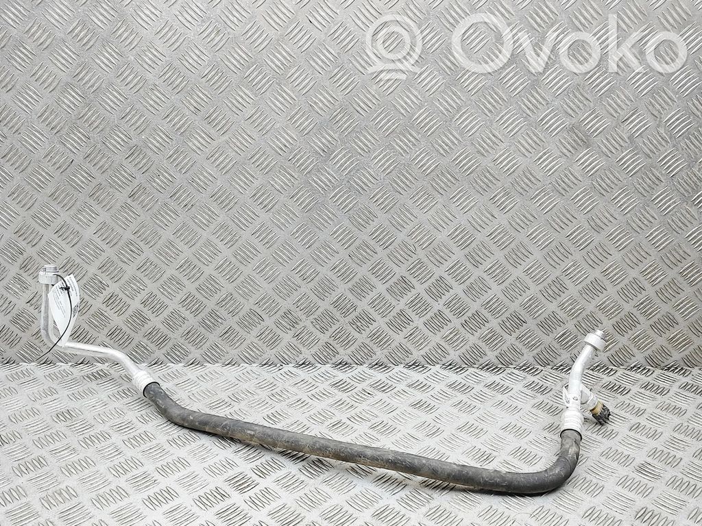 BMW iX3 G08 Ilmastointilaitteen putki (A/C) 