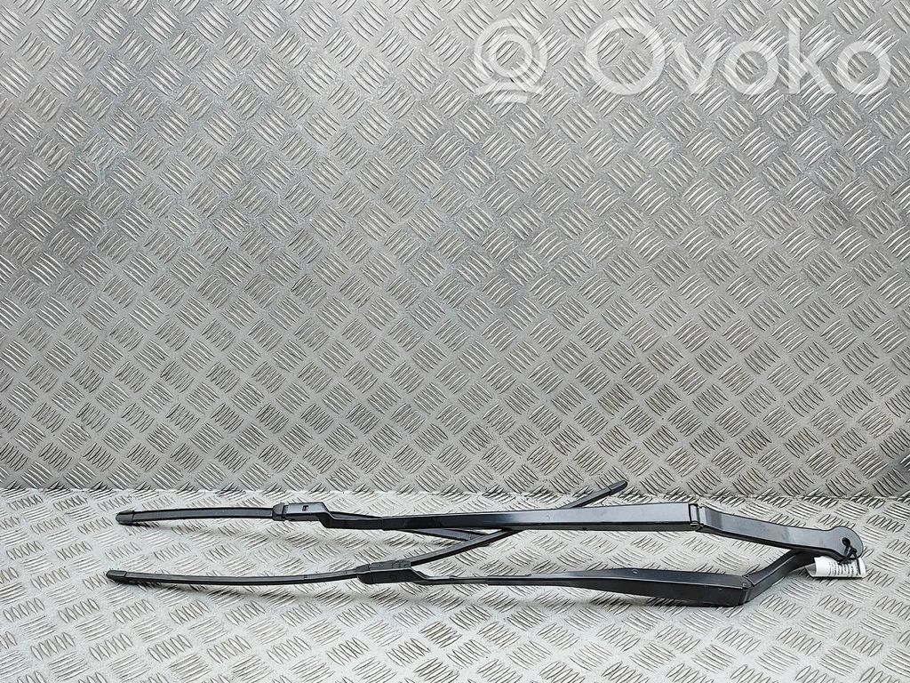 BMW X4 G02 Balai d'essuie-glace avant