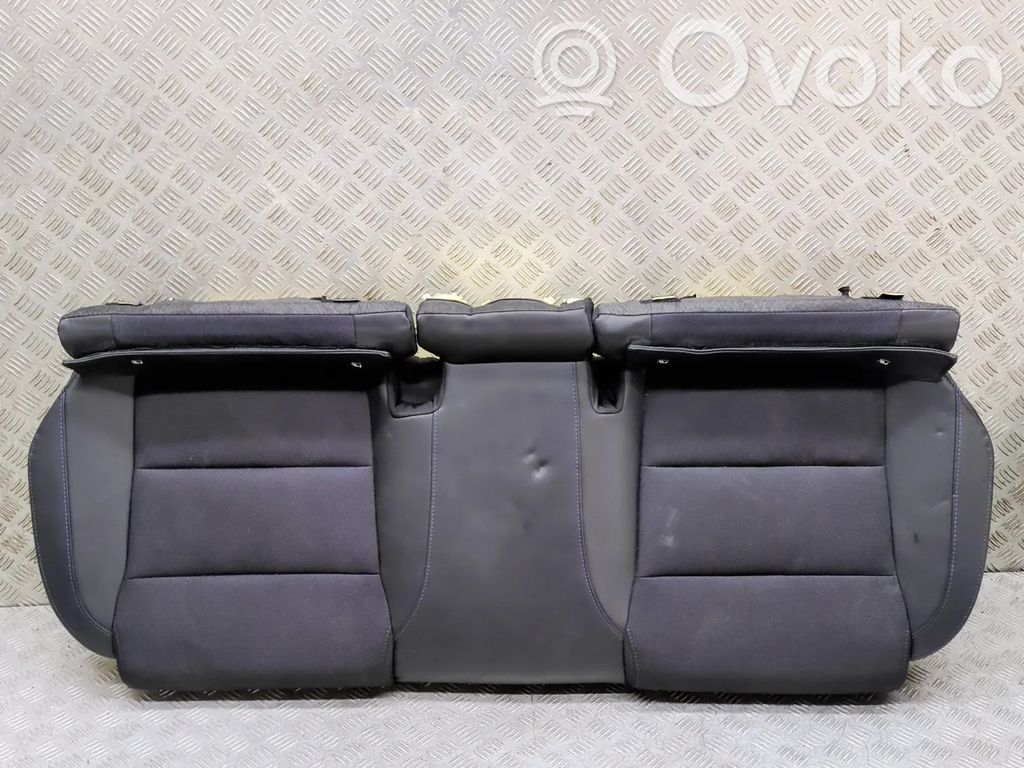 MG MG4 ev Rücksitzbank
