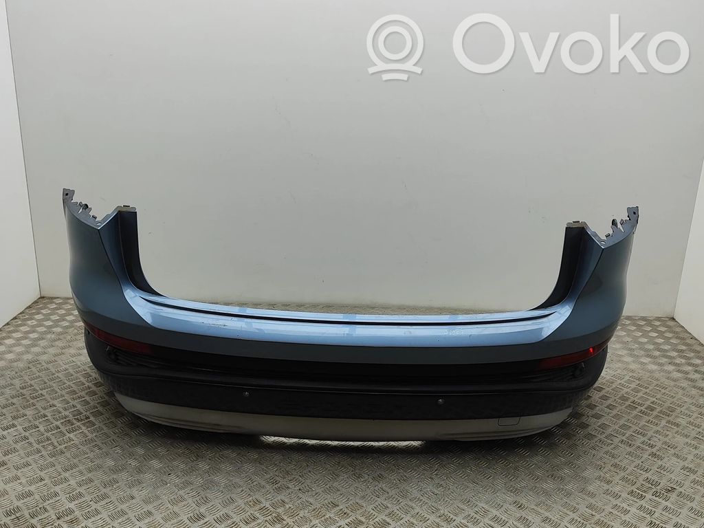 Audi Q4 e-tron Parachoques