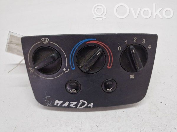 Mazda 121 Climate control unit 