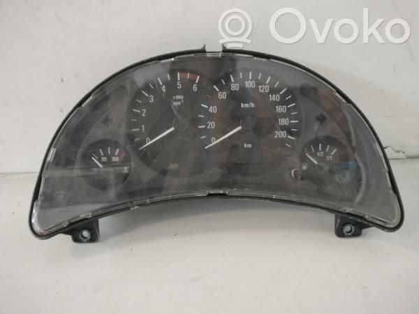 Opel Corsa C Speedometer (instrument cluster) 