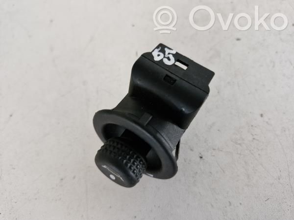 Ford Fiesta Multifunctional control switch/knob 
