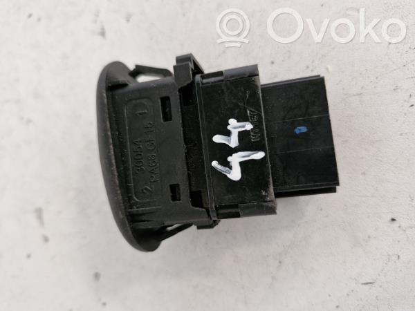 Multifunctional control switch/knob   96605364XT