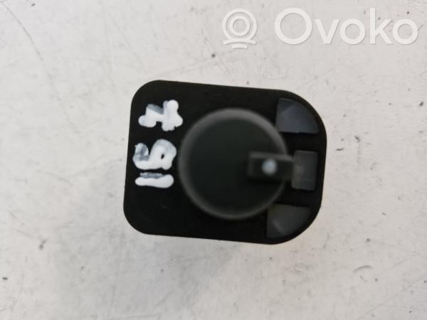 Interruptor de control multifunción   8E0959565