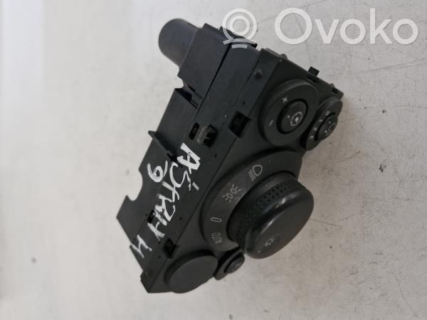 Opel Astra H Interruptor de control multifunción 