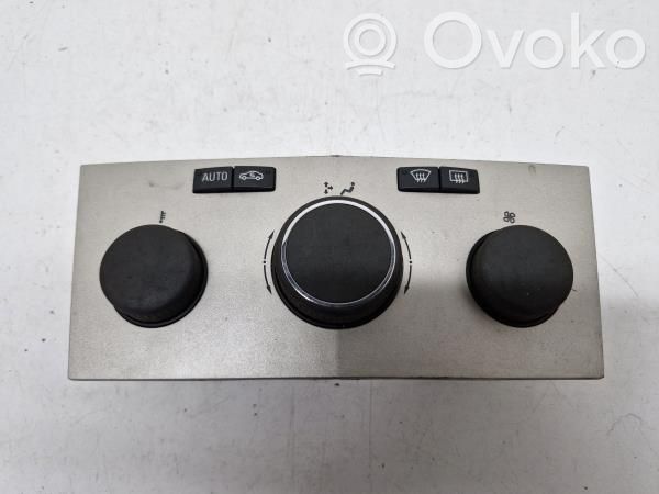 Climate control unit   13250618