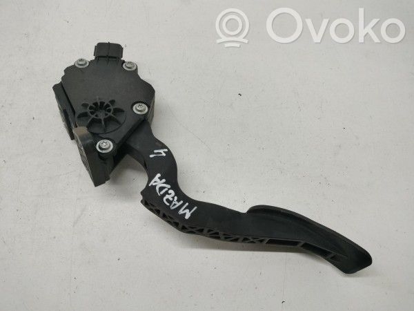 Accelerator throttle pedal   K42387410,DF71